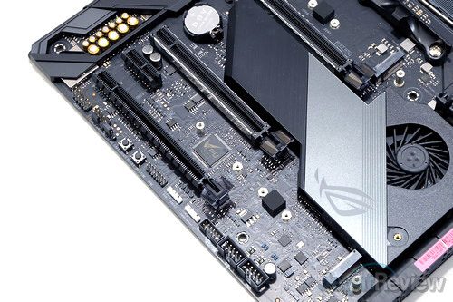 ASUS ROG Crosshair VIII Hero WiFi 33