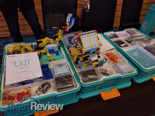 UBTECH Robotics Bekerjasama dengan Story-i Luncurkan Robot Edukasi di Indonesia 2 1