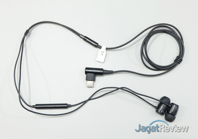 Hands-On Review Headset: SoundMagic E11D 8 DSCF9706