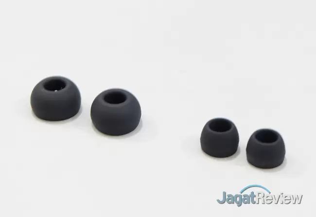 Hands-On Review Headset: SoundMagic E11D 5 DSCF9716