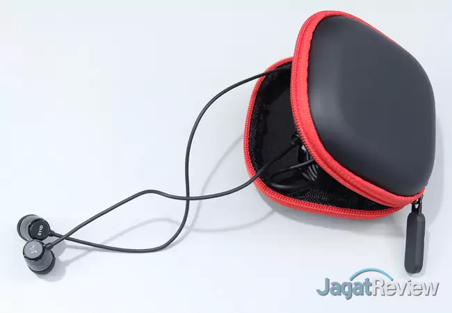 Hands-On Review Headset: SoundMagic E11D 15 DSCF9947