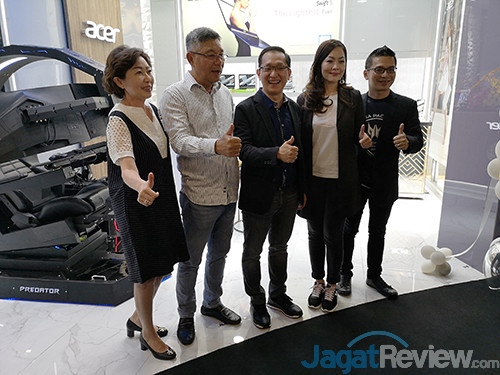 Jajal Kursi Gaming 300 Juta dan Produk Lainnya di Acer Exclusive Store Terbaru 3 Acer Exclusive Store PIM2 Opening 01