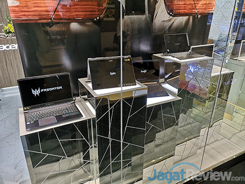 Jajal Kursi Gaming 300 Juta dan Produk Lainnya di Acer Exclusive Store Terbaru 4 Acer Exclusive Store PIM2 Opening 04