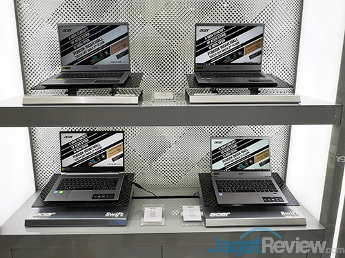 Jajal Kursi Gaming 300 Juta dan Produk Lainnya di Acer Exclusive Store Terbaru 8 Acer Exclusive Store PIM2 Opening 06