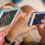 China Perketat Aktivitas Video Gaming Anak di Bawah Umur 14 chinese kids mobile gaming1