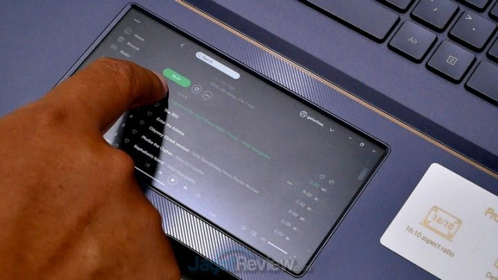 Screenpad 2.0 untuk Spotify