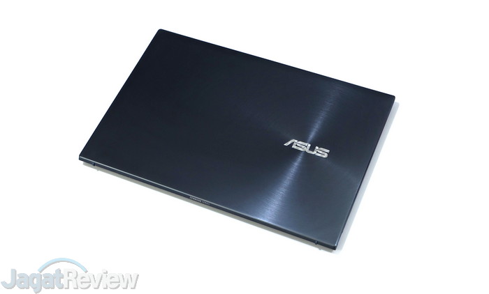Review ASUS Zenbook 13 UX325J 14
