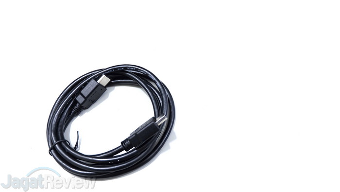 review monitor gaming lenovo 15