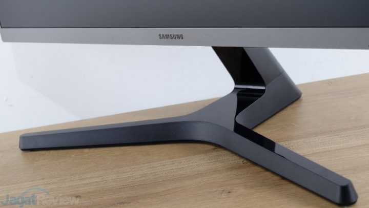 Review Monitor Samsung S24R350: IPS, Rp 1,6 Juta, Untuk Konten Kreator 2 Review Monitor Samsung S24R350