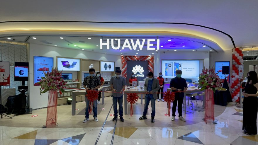 Direct Release: Buka Gerai Baru HES, Huawei Hadirkan Pengalaman Ekosistem Menyeluruh Bagi Pelanggan 1 HES Opening
