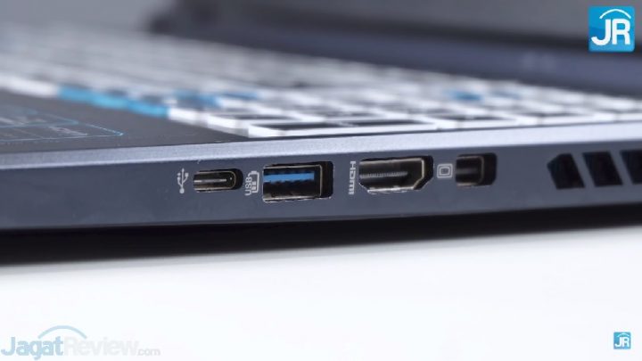 Review Acer Predator Helios 300: Laptop Dingin, Kencang dan Serba Bisa 7 Review Acer Predator Helios 300