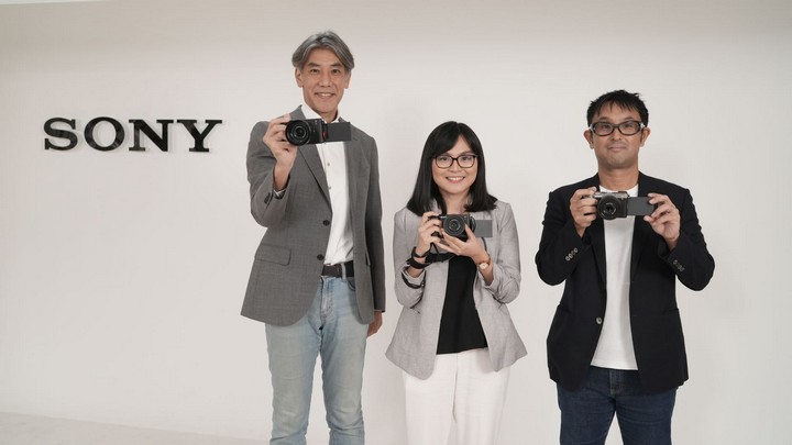 Lensa Sony G Terbaru