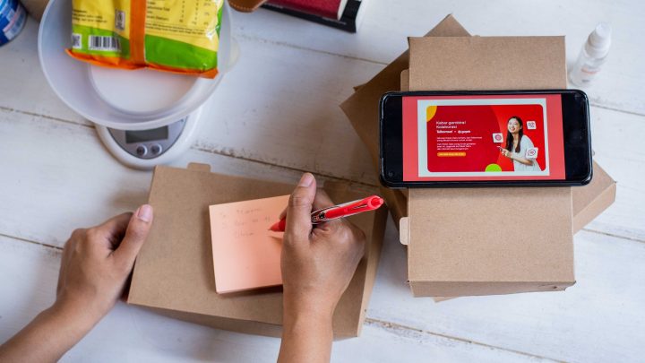 Direct Release: Sinergi Telkomsel dan Gojek Terus Perkuat Produktivitas Mitra UMKM Hadapi Pandemi 1 Sinergi Telkomsel dan Gojek