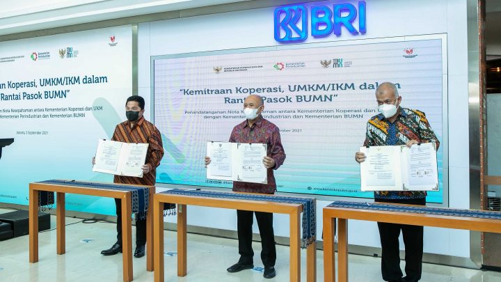 Direct Release: Telkomsel dan SMESCO Indonesia Jalin Kolaborasi Strategis untuk Percepat Transformasi Digital UKM 1 Nota Kesepahaman Rantai Pasok BUMN