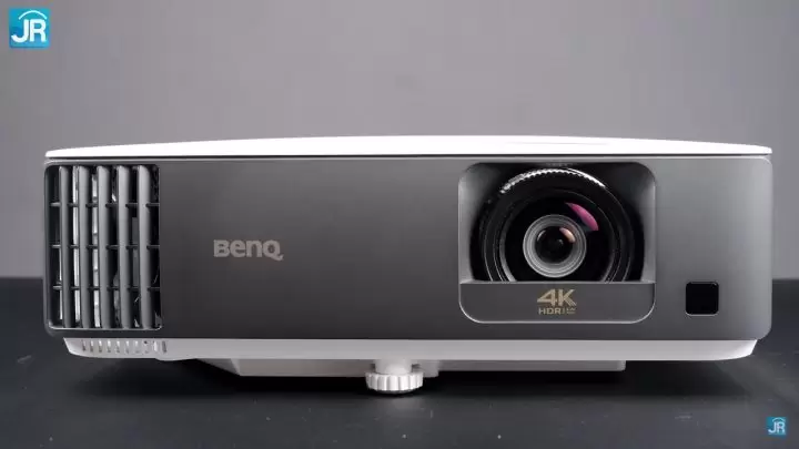 Review Proyekor Gaming 4K TK700STi BenQ + Android Dongle TV BenQ QS01 3 Review Proyekor BenQ 4K TK700STi