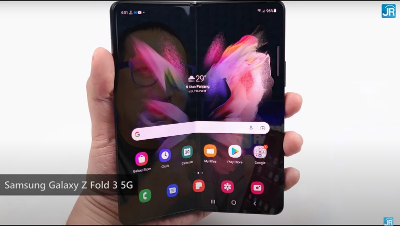Galaxy Z Fold3 5G 4