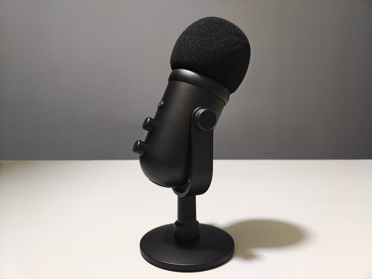 Review Razer Seiren V2 pro 