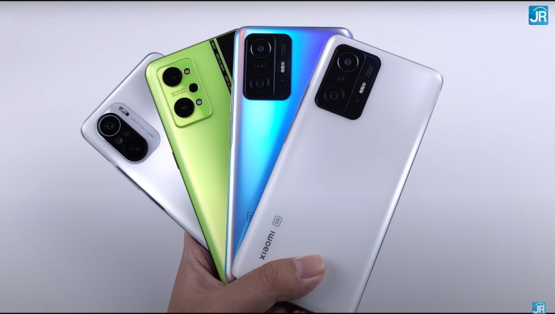adu banding smartphone 3
