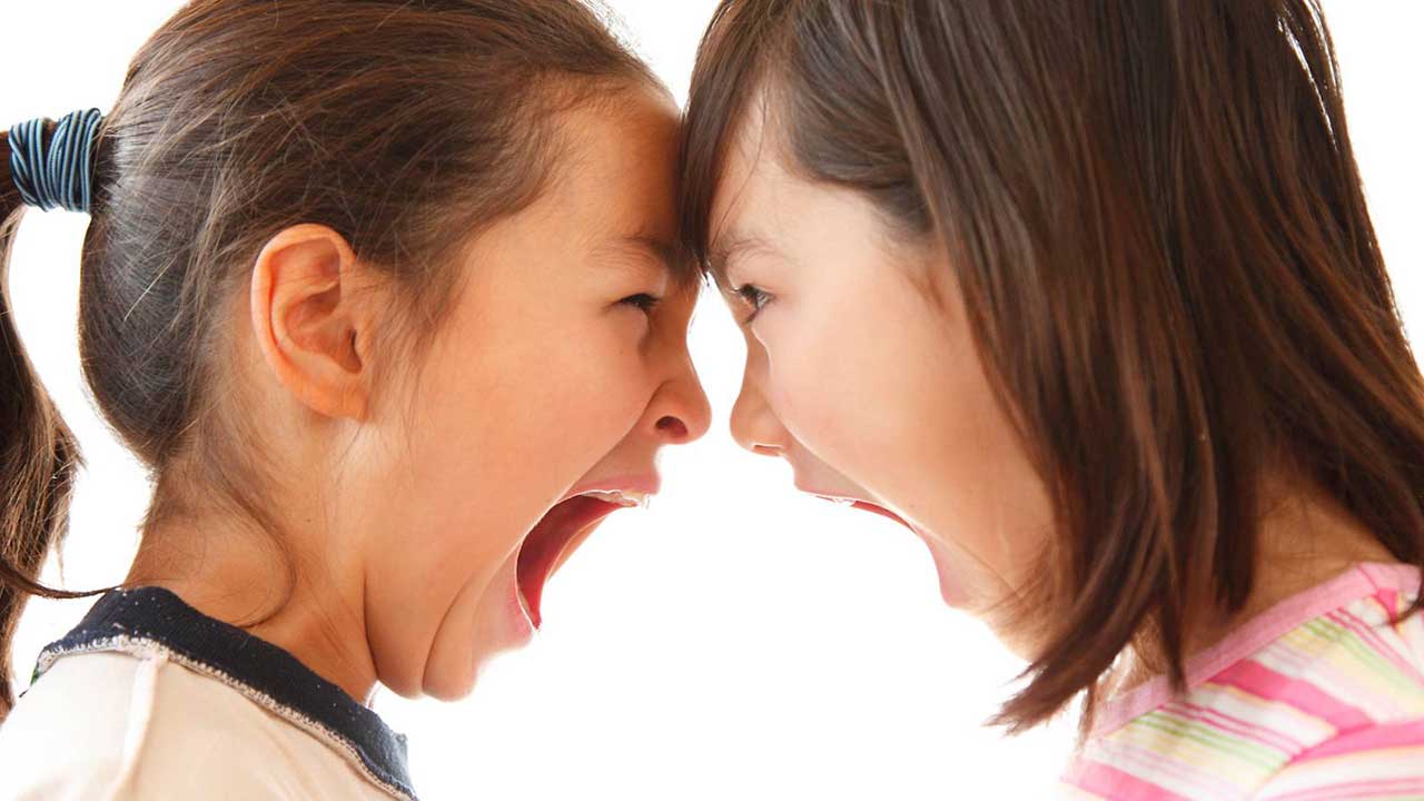 kids fighting