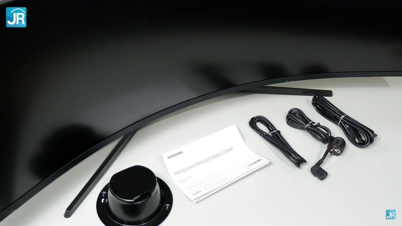 Review Monitor Gaming Samsung Odyssey G9 2021