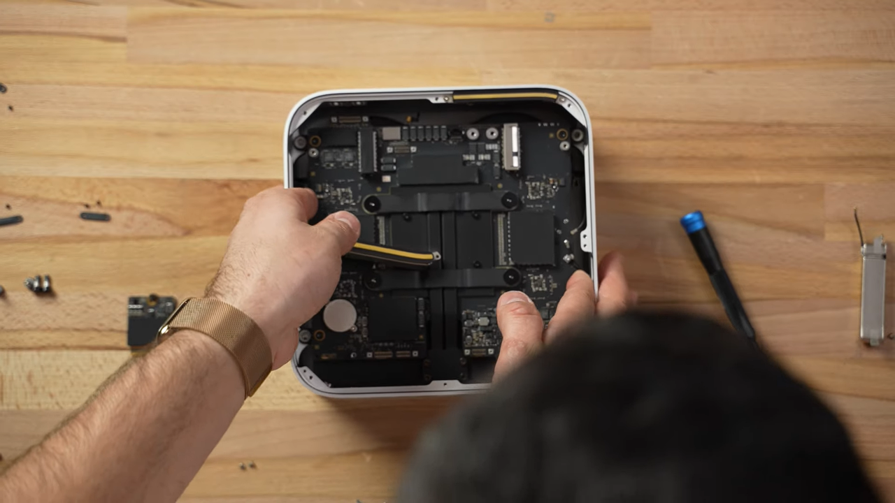 Ukuran Prosesor Apple M1 Ultra, 3x Lebih Besar dari Prosesor PC Umumnya 1 Ukuran prosesor Apple M1 Ultra