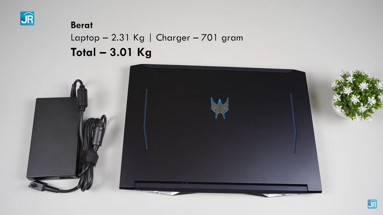 Review Acer Predator Helio 300 (PH315-54-94U7) 