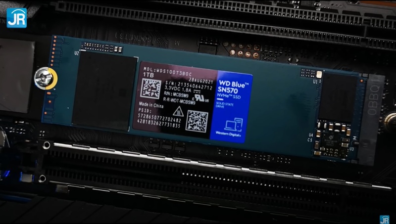 WD Blue SN570 SSD 20