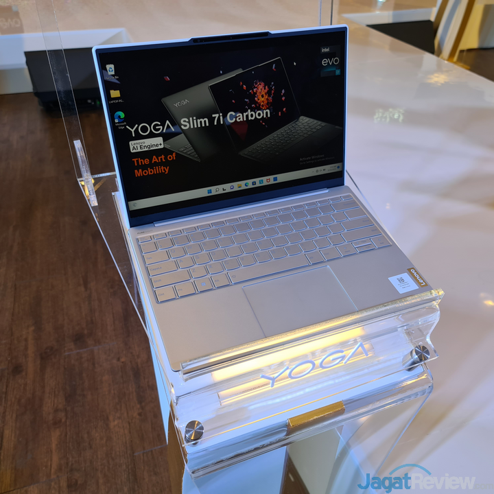 Jajaran Laptop Lenovo Yoga dengan Prosesor Intel Core Gen 12 Hadir di Indonesia 5 Lenovo Yoga 2022 Launch 03