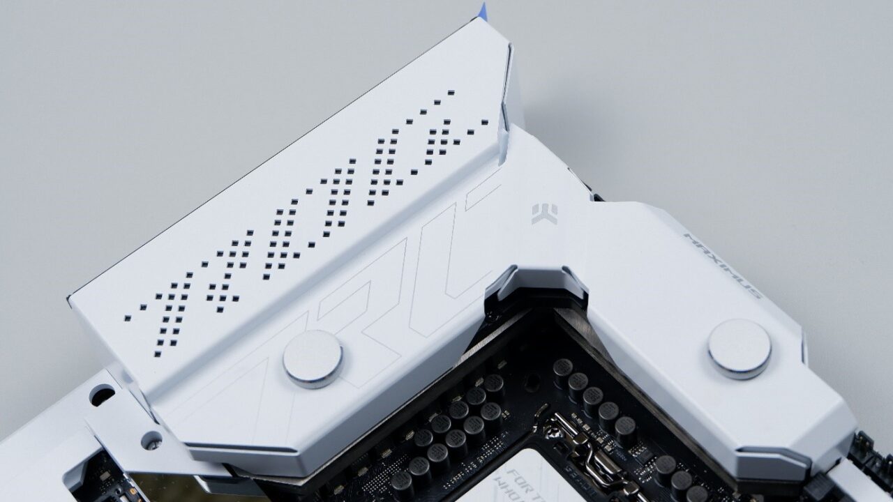 Unboxing dan Hands-On ASUS ROG Maximus Z690 Formula 15 ASUS ROG Maximus Z690 Formula