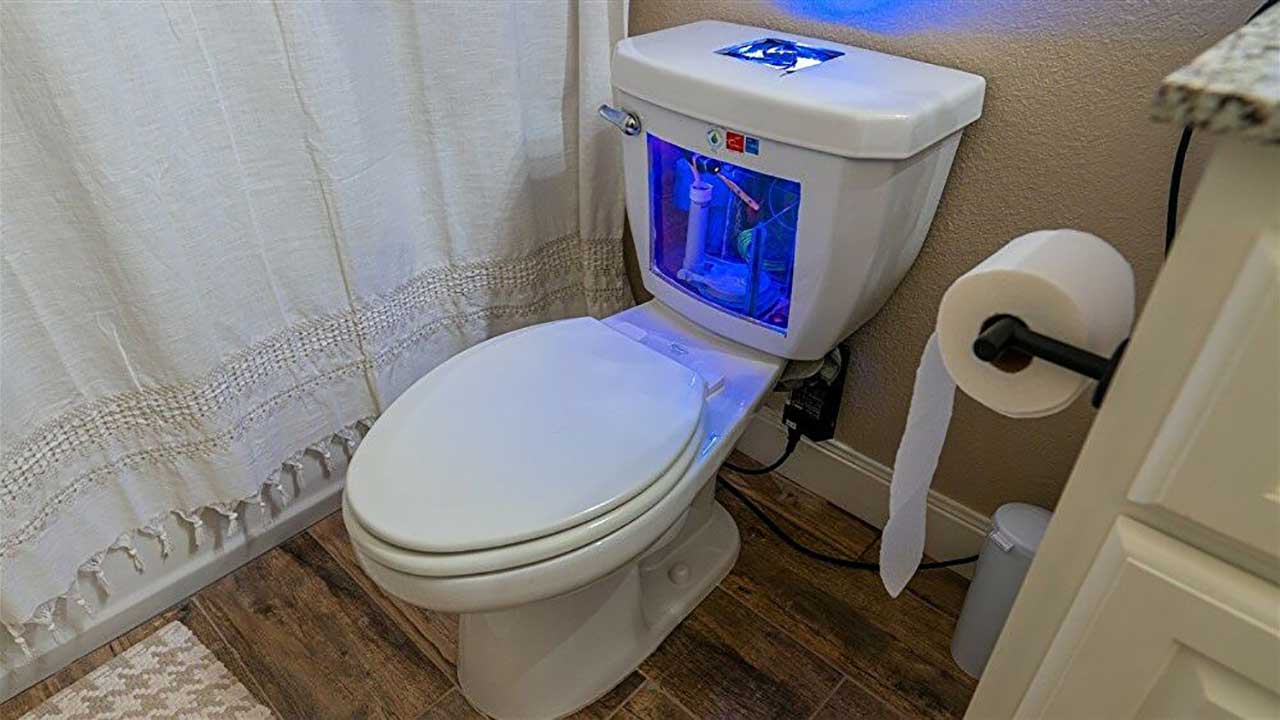 Youtuber Berhasil Kombinaskan Toilet dan PC Gaming 13 74cd8829752bbd28424747522d10f2c5