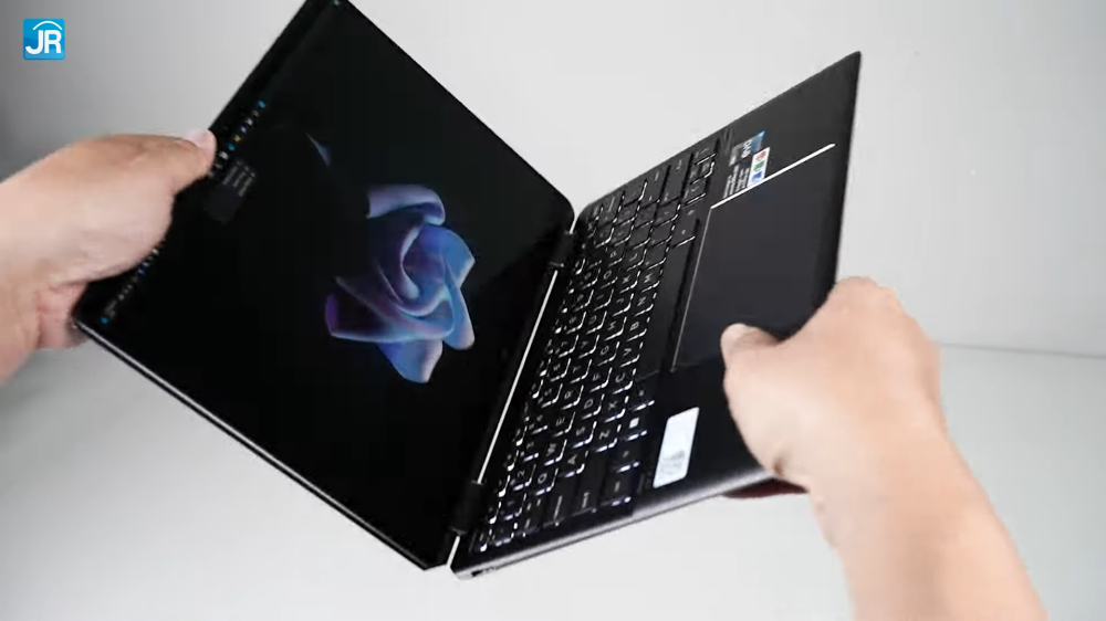 Review HP Spectre x360 14-ef0005TU: Laptop EVO Premium dengan RAM 32GB dan Kamera 5MP 5 HP Spectre x360 14 ef0005TU 12