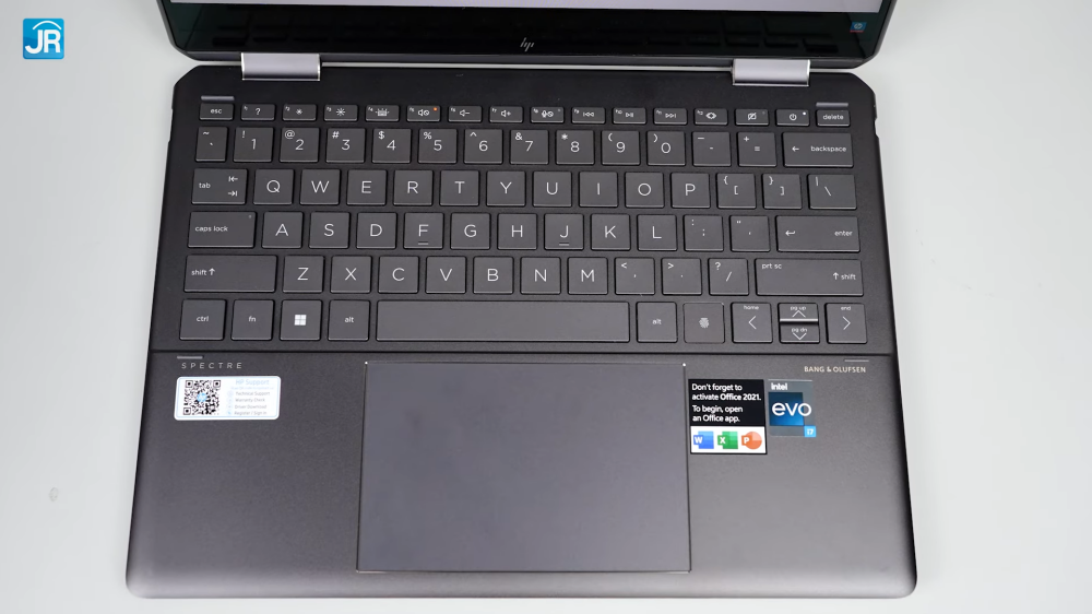 Review HP Spectre x360 14-ef0005TU: Laptop EVO Premium dengan RAM 32GB dan Kamera 5MP 27 HP Spectre x360 14 ef0005TU 32