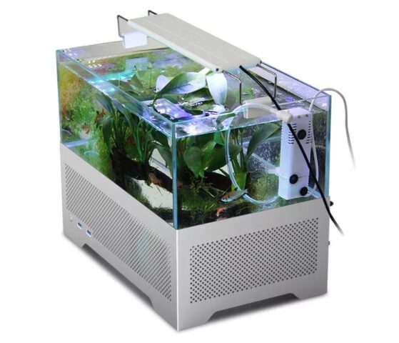 Casing PC dan Akuarium