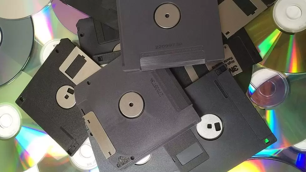 Nostalgia Teknologi: Floppy Disk 5 126551172 gettyimages 489057883