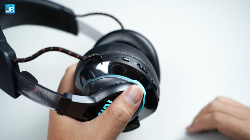 JBL Quantum 810 Quantum Stream 21