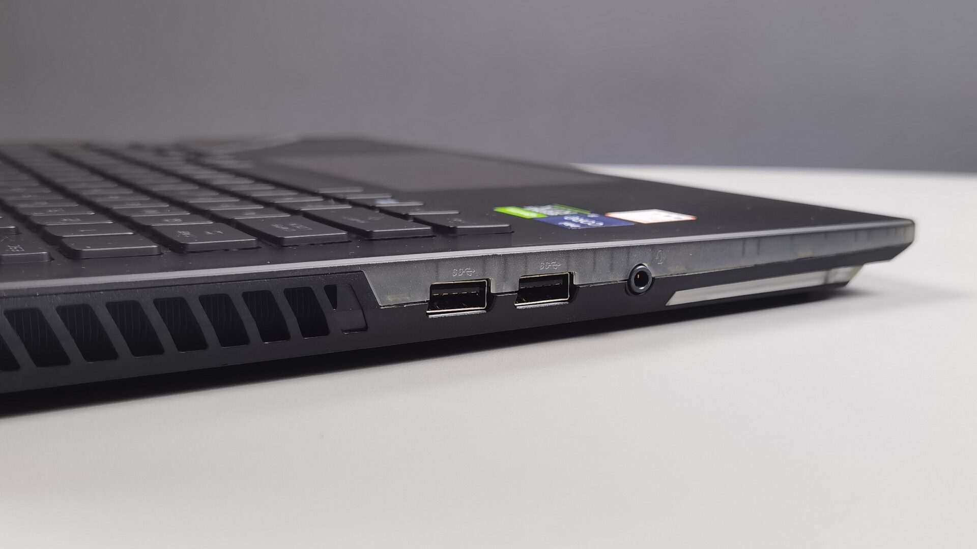 Review ASUS ROG Strix SCAR 15 G533Z: Laptop Gaming Kencang dengan Core i9 12th Gen 7 IMG 20220916 190126