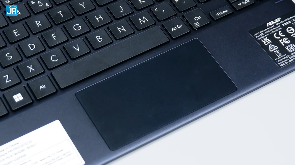 Review ASUS Expertbook B3 Detachable (B3000): Tablet Windows Snapdragon Murah, Baterai Super Awet 27 ASUS Expertbook B3 Detachable B3000 34