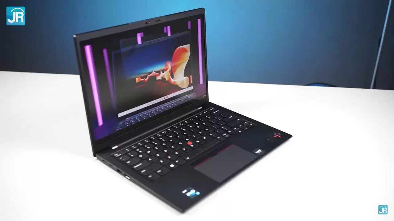 Review ThinkPad X1 Carbon Gen 10
