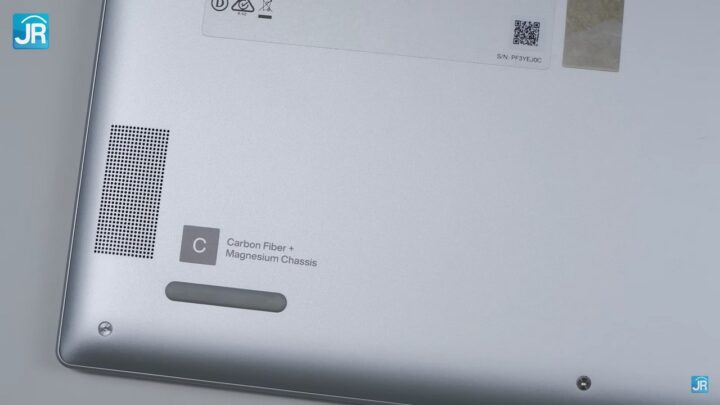 Review Lenovo Yoga Slim 7i Carbon (2022): Tipis, Super Ringan dan Tetap Kencang! 3 Review Lenovo Yoga Slim 7i Carbon 2022