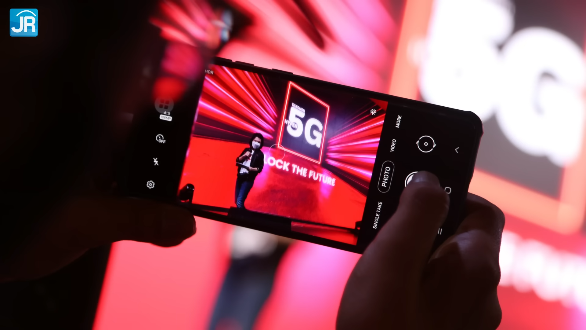 Internet Kencang di Indonesia Buat Apa Tech Uncensored Feat. Telkomsel 17 7 screenshot