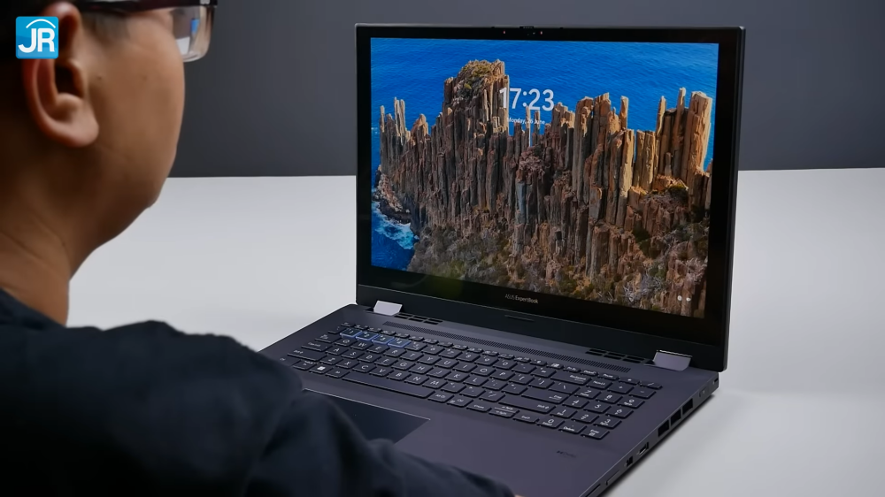 ASUS ExpertBook B6 Flip 25
