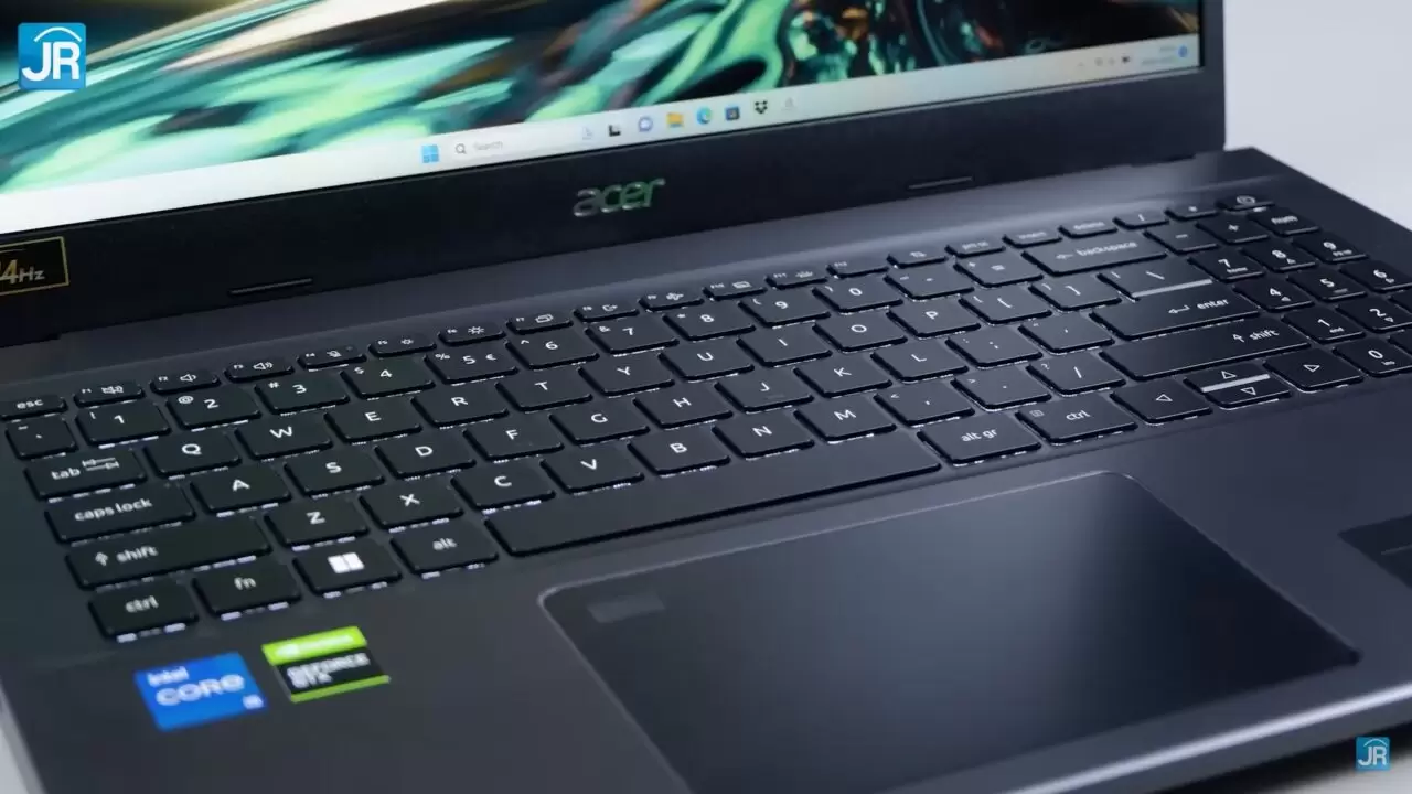 Review Acer Aspire 7 Gaming 29