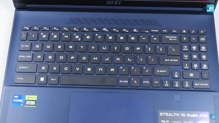 Review MSI Stealth 16 Studio A13V 34