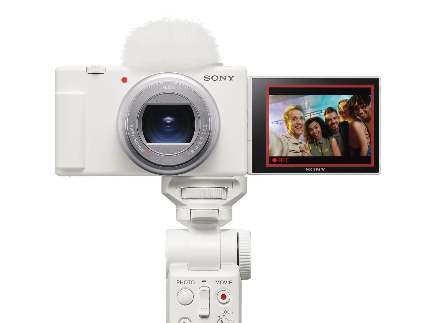 Direct Release: Sony Resmi Luncurkan Kamera Vlogging ZV-1 II dan Lensa FE 70-200mm F4 Macro G OSS II 2 ZV 1 II and GPVPT2BT e1689313696154