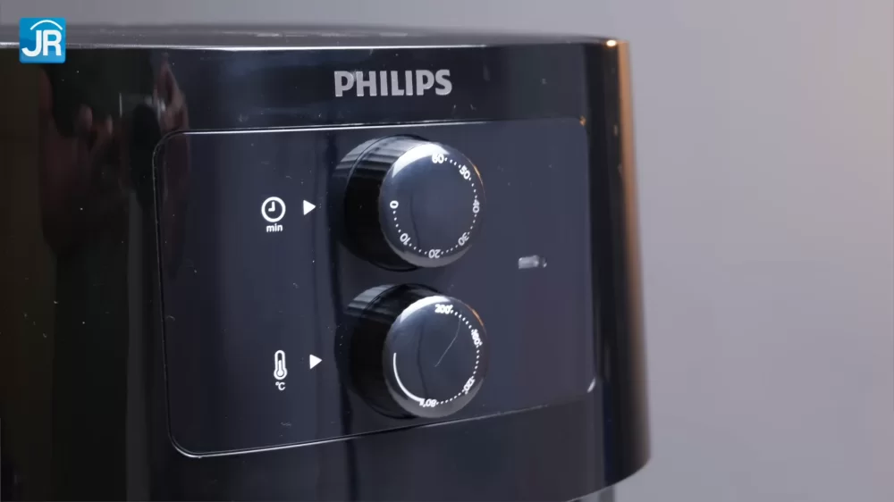 Review Philips Airfryer HD9200/91: Memasak Lebih Sehat dan Irit 3 Philips Airfryer HD9200 91 3