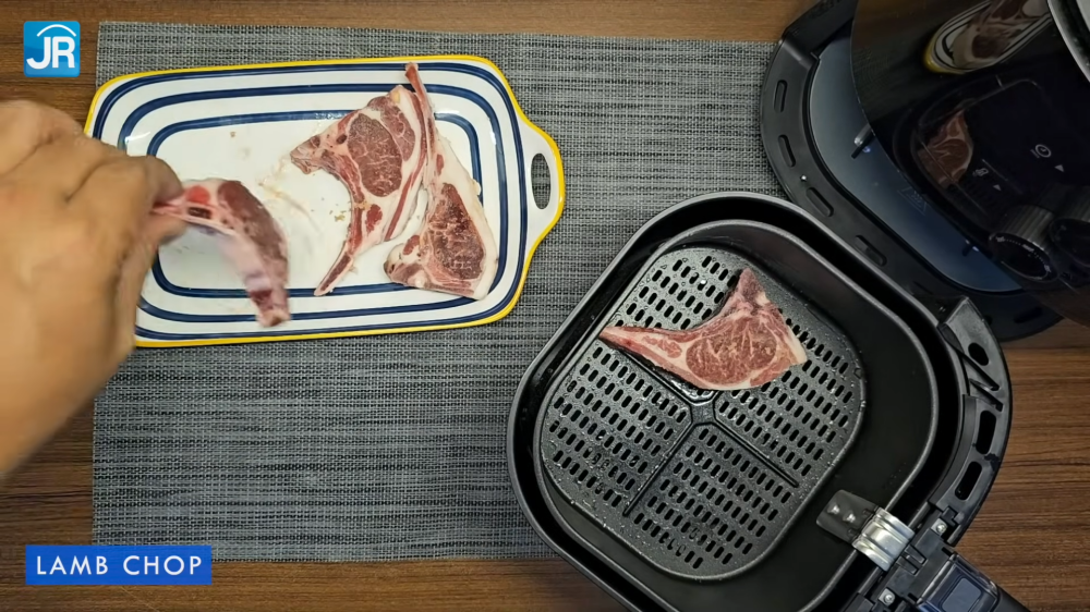 Review Philips Airfryer HD9200/91: Memasak Lebih Sehat dan Irit 4 Philips Airfryer HD9200 91 9