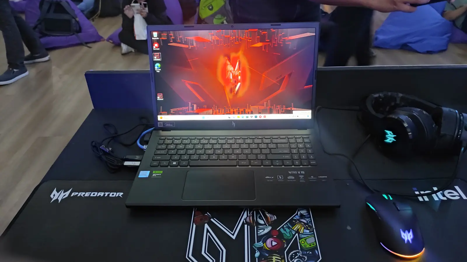 Acer aspire v15 nitro. Acer aspire nitro 5. Ноутбук асер нитро 5. Nitro v 15 anv15-51. Acer nitro anv15 51.