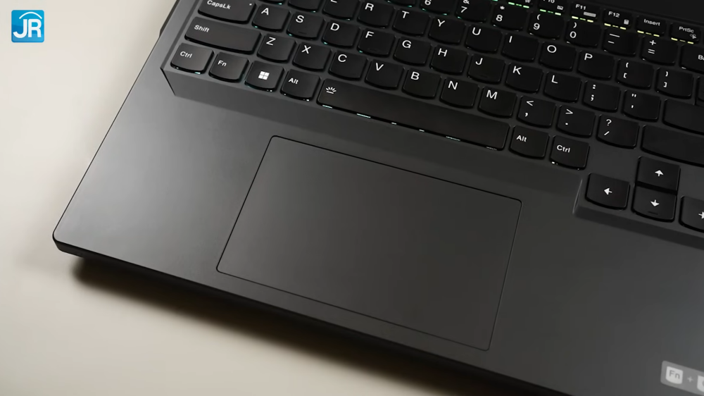 Lenovo Legion Pro 5i 16IRX8 22