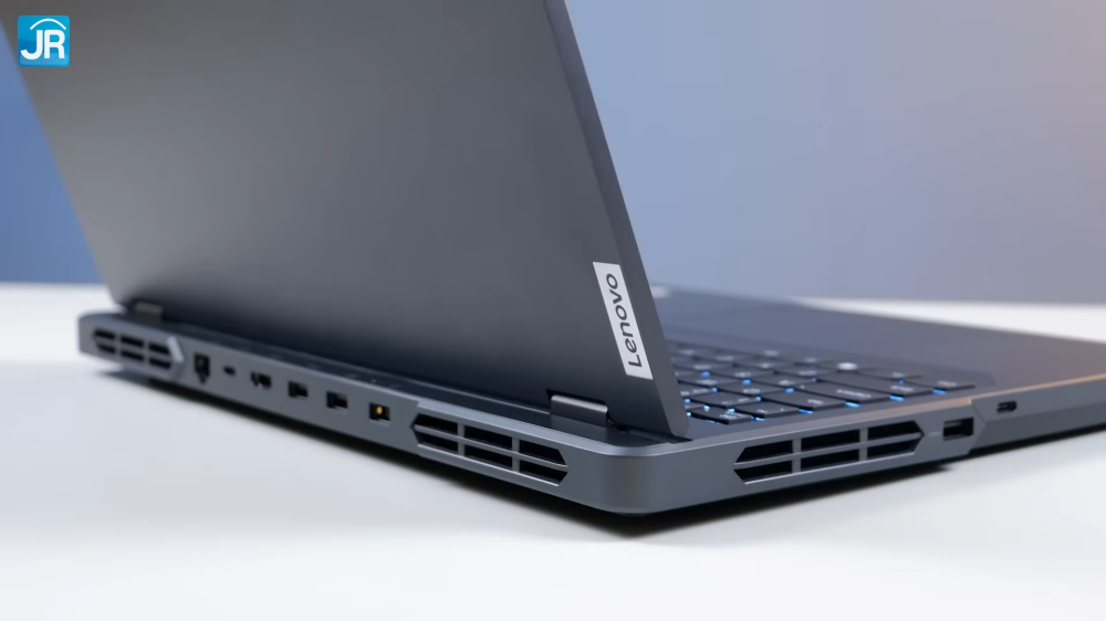 Lenovo Legion Pro 5i 16IRX8 24