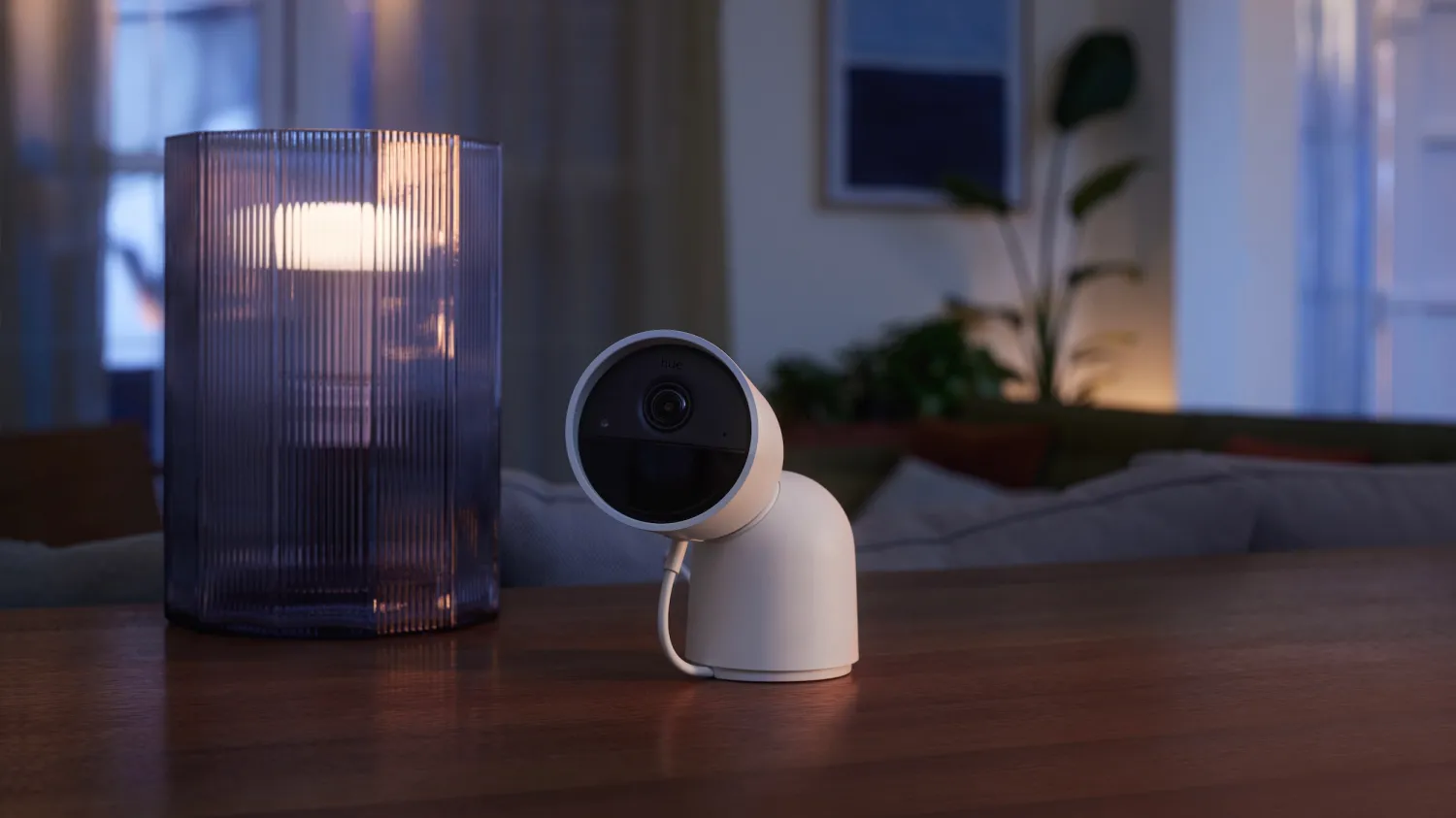 Philips Hue Rilis Kamera CCTV dan Sensor Keamanan untuk Smart Home